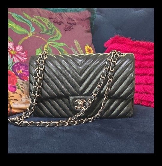 Chanel Chevron