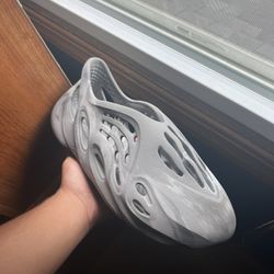 Yeezy Foam Runner MX Granite Size 12