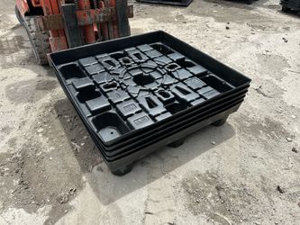 Plastic Pallets 37.5x37.5