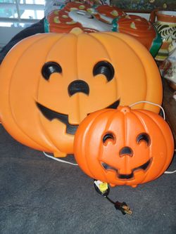 Blow mold light up pumpkins
