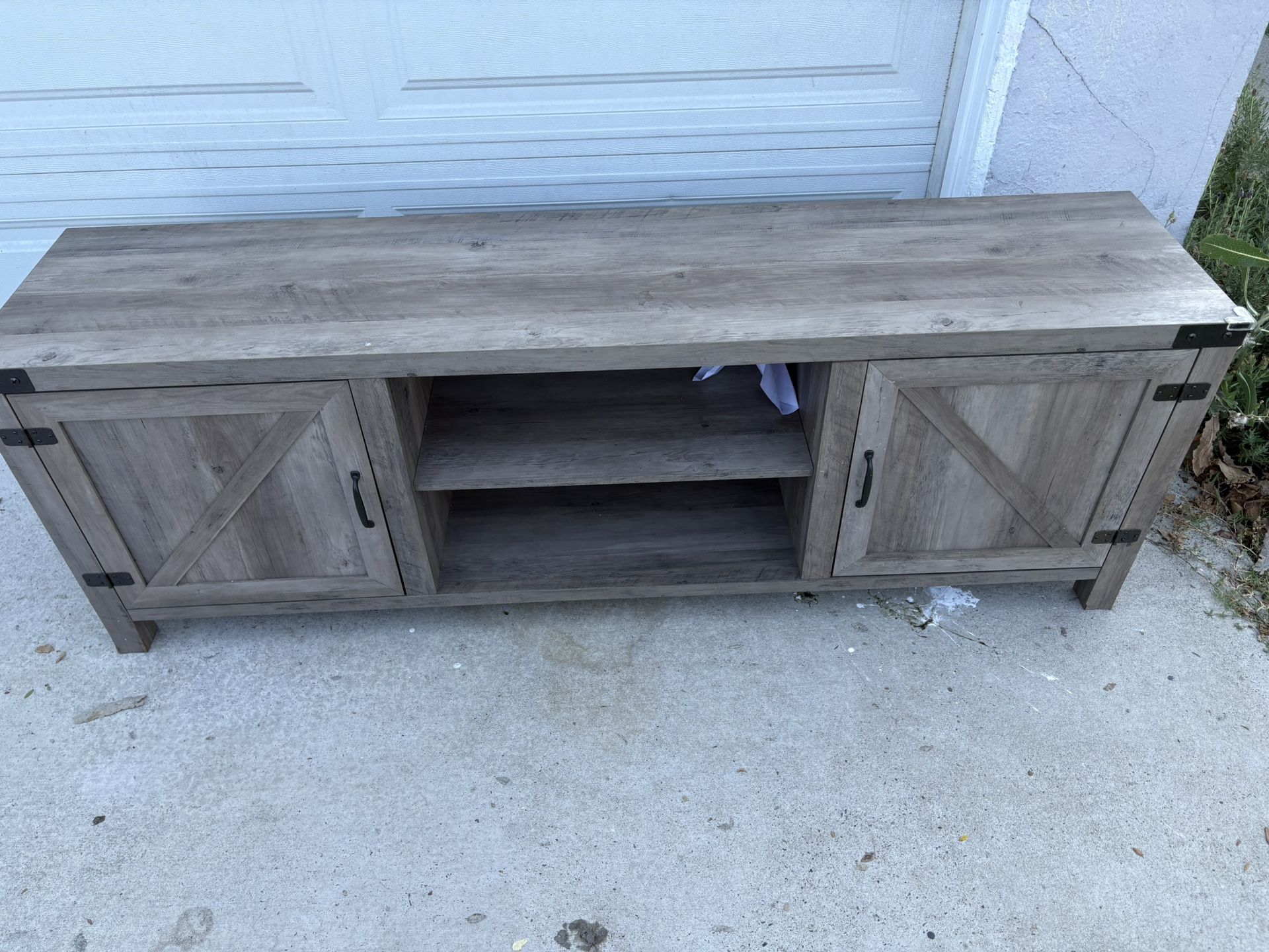 Farm House TV Stand/cabinet