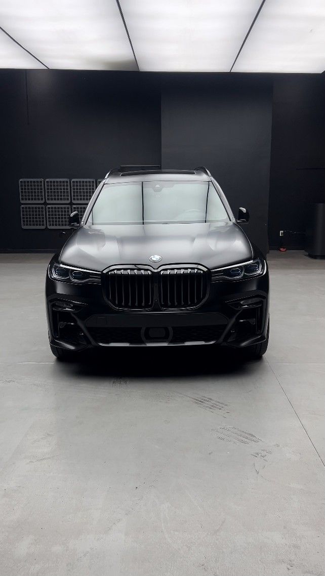 2021 BMW X7