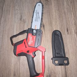 Milwaukee
M18 FUEL 18V Lithium-Ion Brushless Battery 8 in. HATCHET Pruning Saw (Tool-Only)