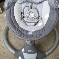 Nova Signature Baby Swing