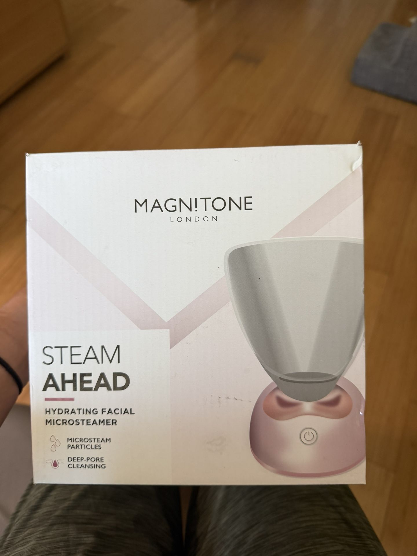 Magn!tone London hydrating facial steamer