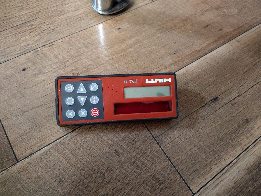 Hilti. Red Laser Detector