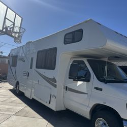 2006 Majestic Four winds