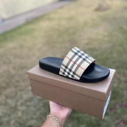 Burberry slides