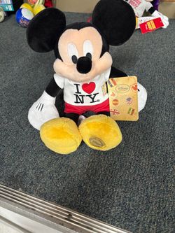 DISNEY STORE AUTHENTIC 14” MICKEY MOUSE I LOVE NEW YORK PLUSH RED PANTS
