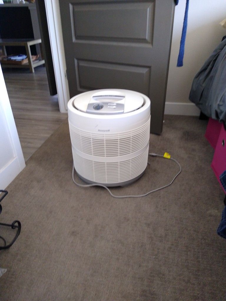 Honeywell HEPA Air Purifier