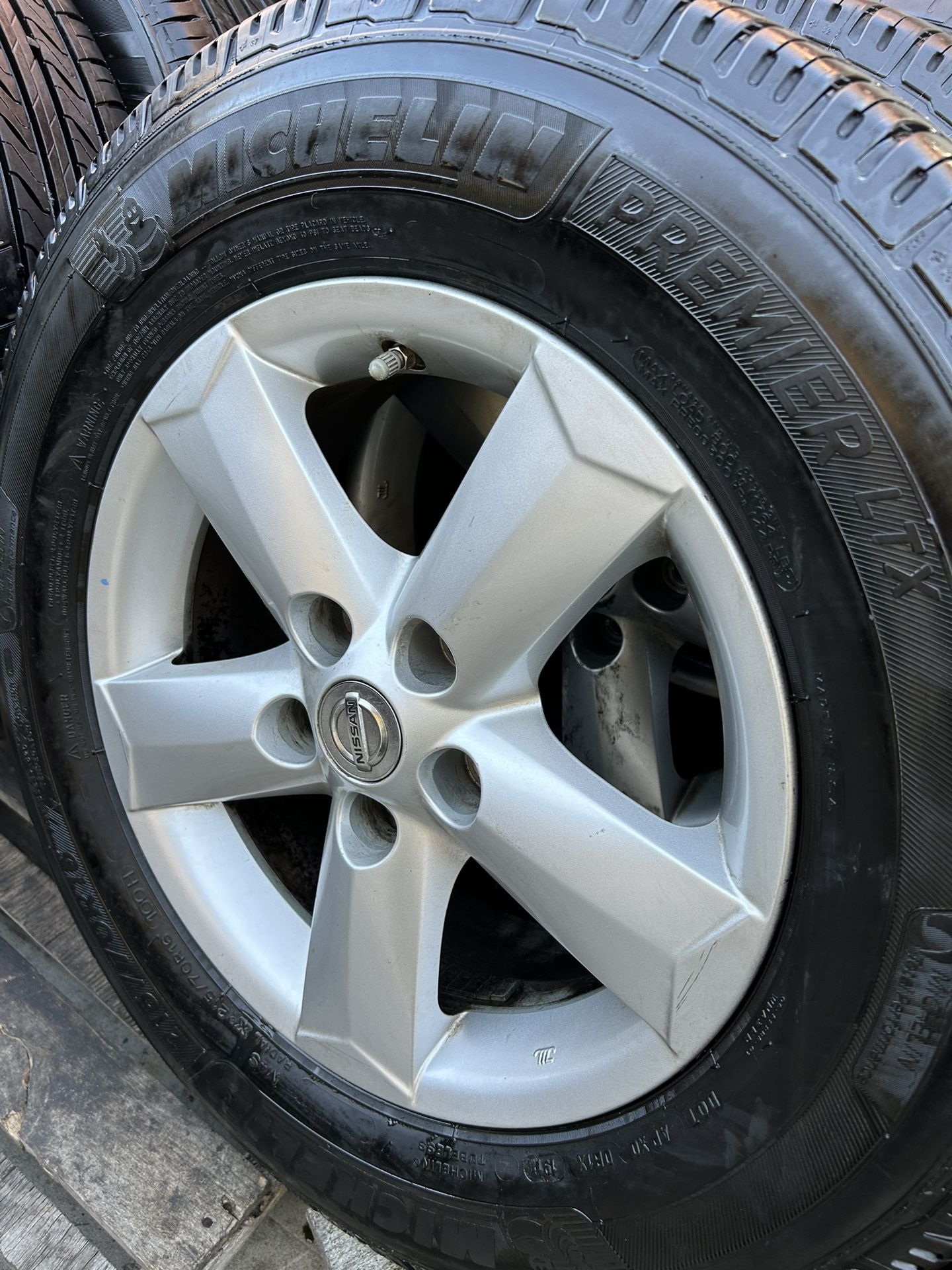 4- MICHELIN PREMIER / CONTINENTAL RADIAL