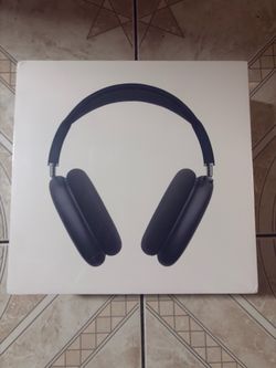 BRAND NEW APPLE AIRPOD MAX