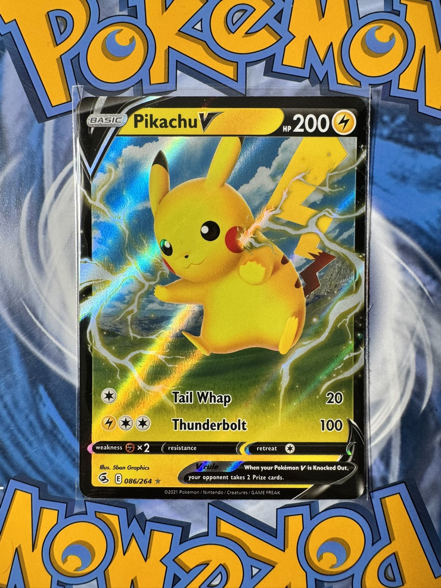 NM Pikachu V SWSH198 & NM Raichu V #045