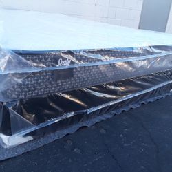 Brand new Queen Size Plush Sealy Mattress Included Box Spring Free Delivery 