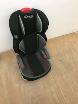 Strapless booster seat