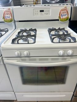 Frigidaire stove white (delivery+install available) width 30”