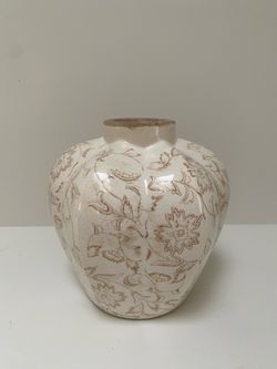 Beige Heirloom Accent Vase