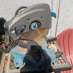 Ryobi Saw