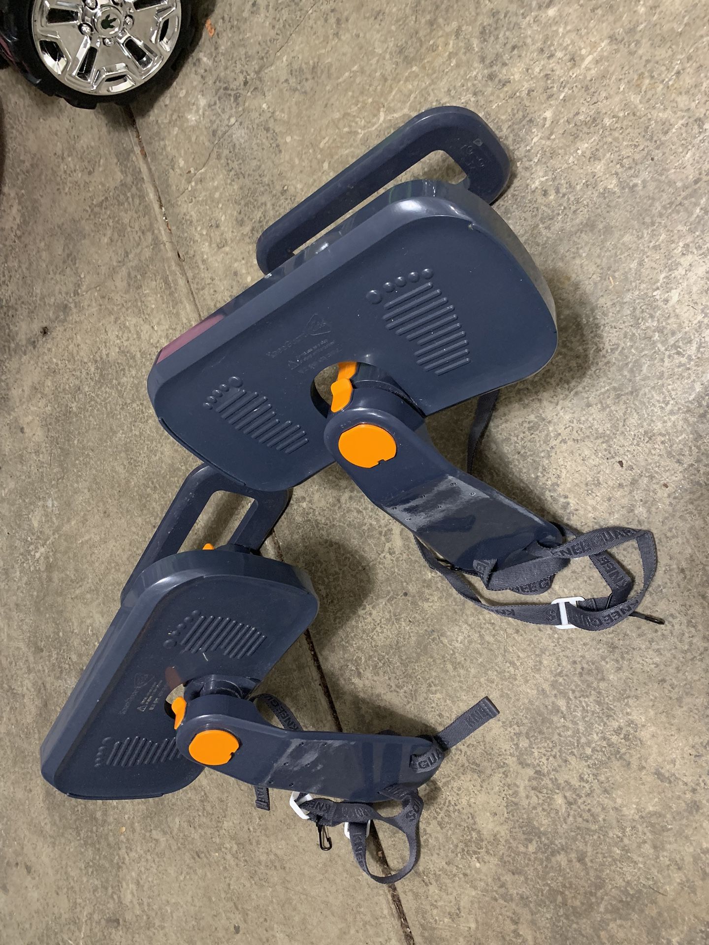Car Foot Rest for Children and Babies