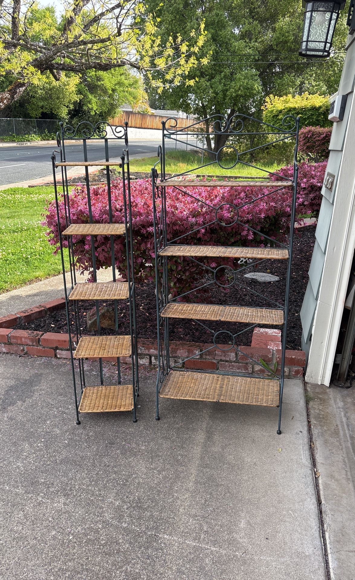 Foldable Shelves