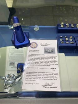 Ladies engagement ring