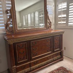 Bedroom set cal King