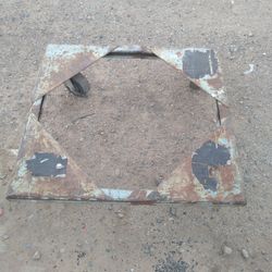 30" x 27" Metal Dollie 