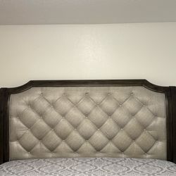 Mor Furniture king bed