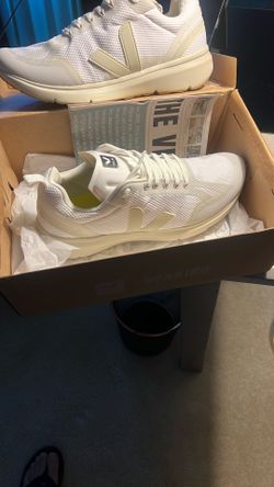 Veja Shoes Brand New Size 11