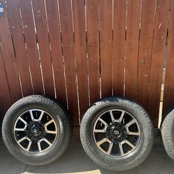 Tundra Rims wit michelin tires