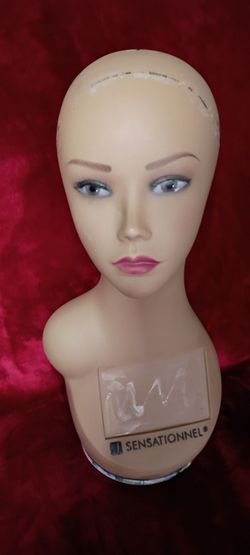 MANNEQUIN HEAD