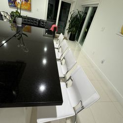 Countertop High Chairs 