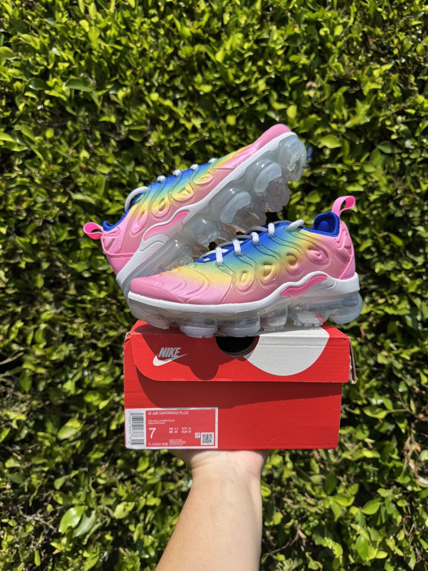 Nike VaporMax Plus Cotton Candy Rainbow Size 7w
