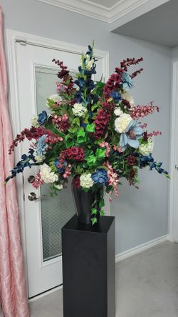 Extra Large Silk Floral Arrangement / Centerpiece.