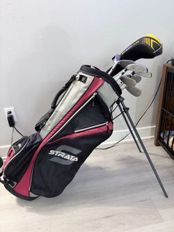 Strata Golf Stand Bag with Clubs