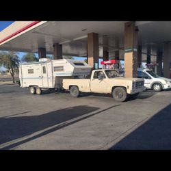 Selling This Rv/ Trailer For $2400