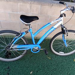 Avalon CS Next ladies bike in great condition for $50!