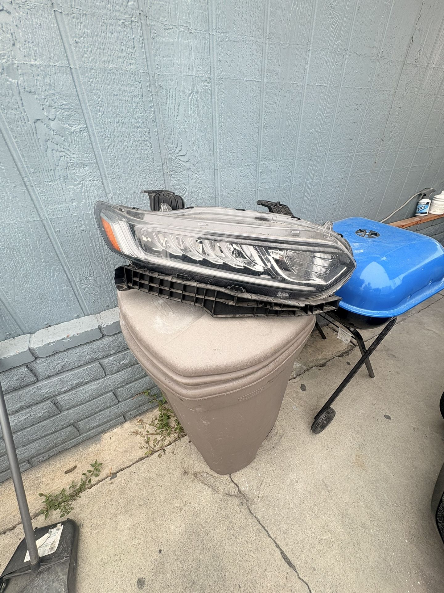 2021 Honda Accord Right Headlight