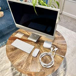 iMac 24’ w/Retina 4.5k Apple M1 -8gb