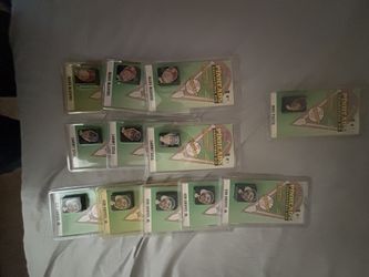 “pinheads” Collectinle Baseball Pins 