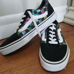 Vans Women's Ward Iridescent Check Black/Mult Skate Shoes  Size 7.5