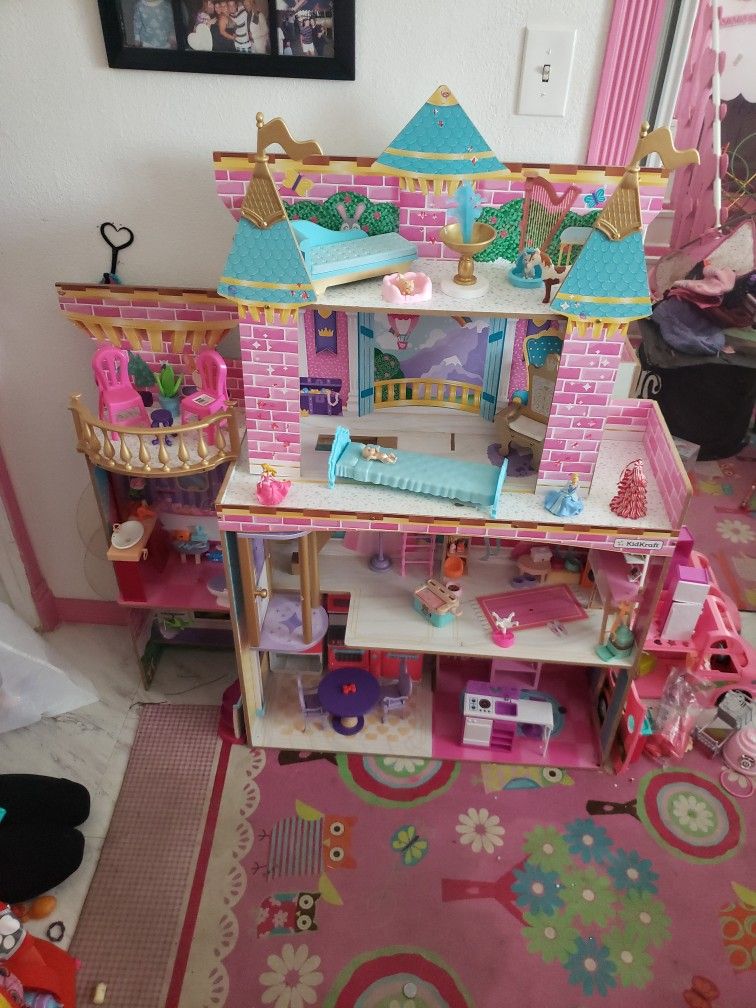 Barbie House With Lots Of Barbies And Clothes And Barbie Camper , Bike, 2 Cars And All Accessories Included + Some New Ones Too