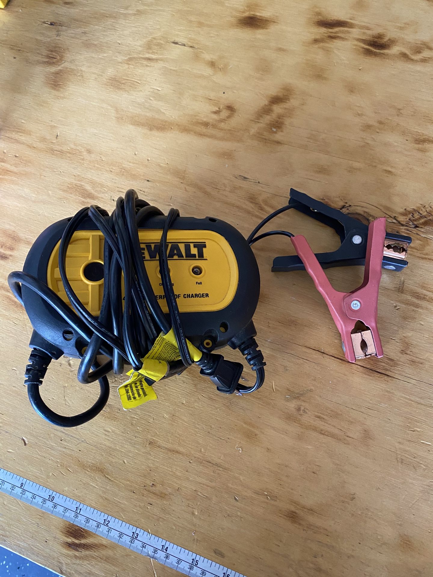 Dewalt Charger / Maintainer