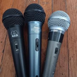 Microphone 