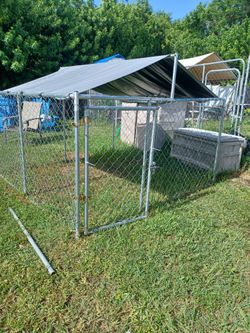 7.5x 7.5x 5.5 (4) Dog/animal Cage