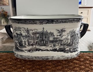Large vintage Victorian Ware Ironstone Foot Bath Planter - Grey/Black Town Scene