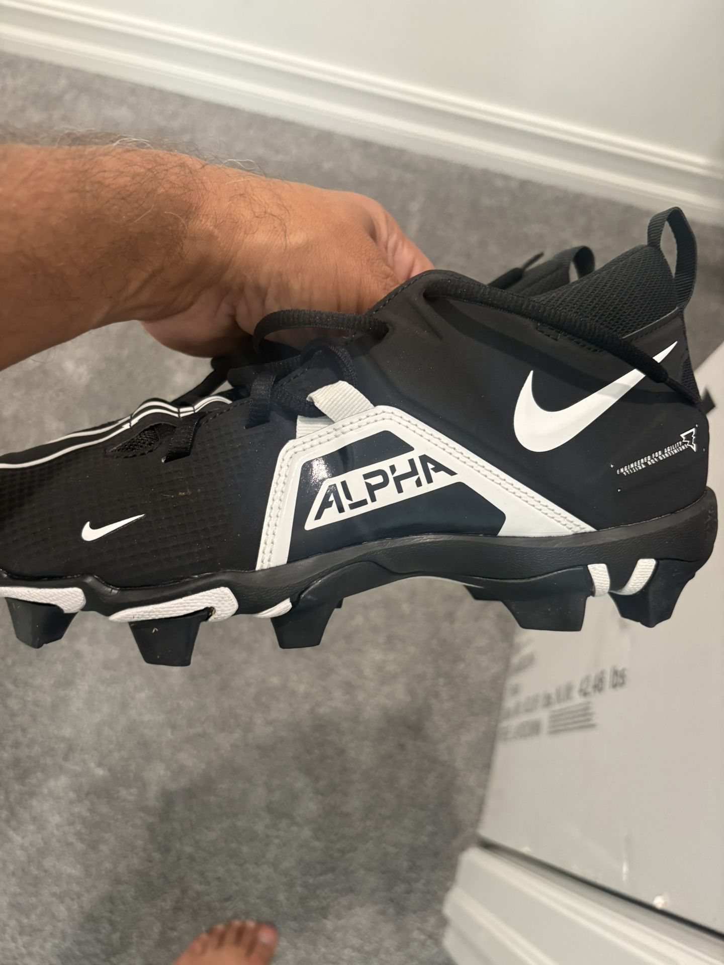 Football Cleats Size 9.5 Worn Twice $65