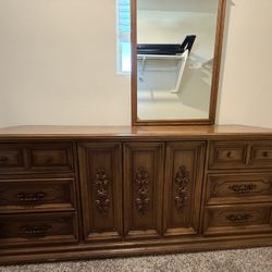 Real Wood Vanity With Mirror