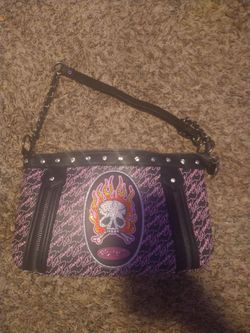 Skull pink purse