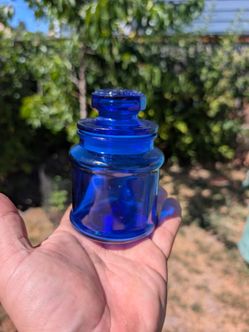 Glass Vicks Blue glass
